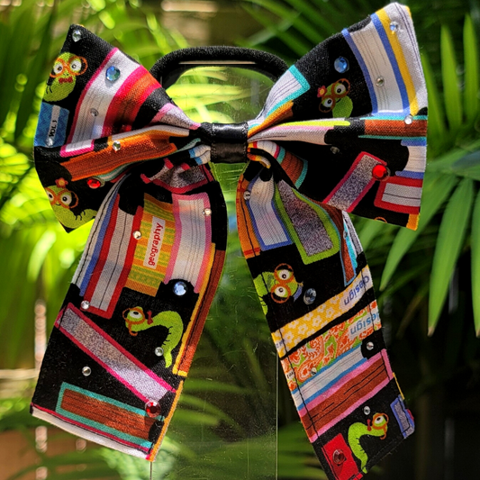 Book Worm Bow