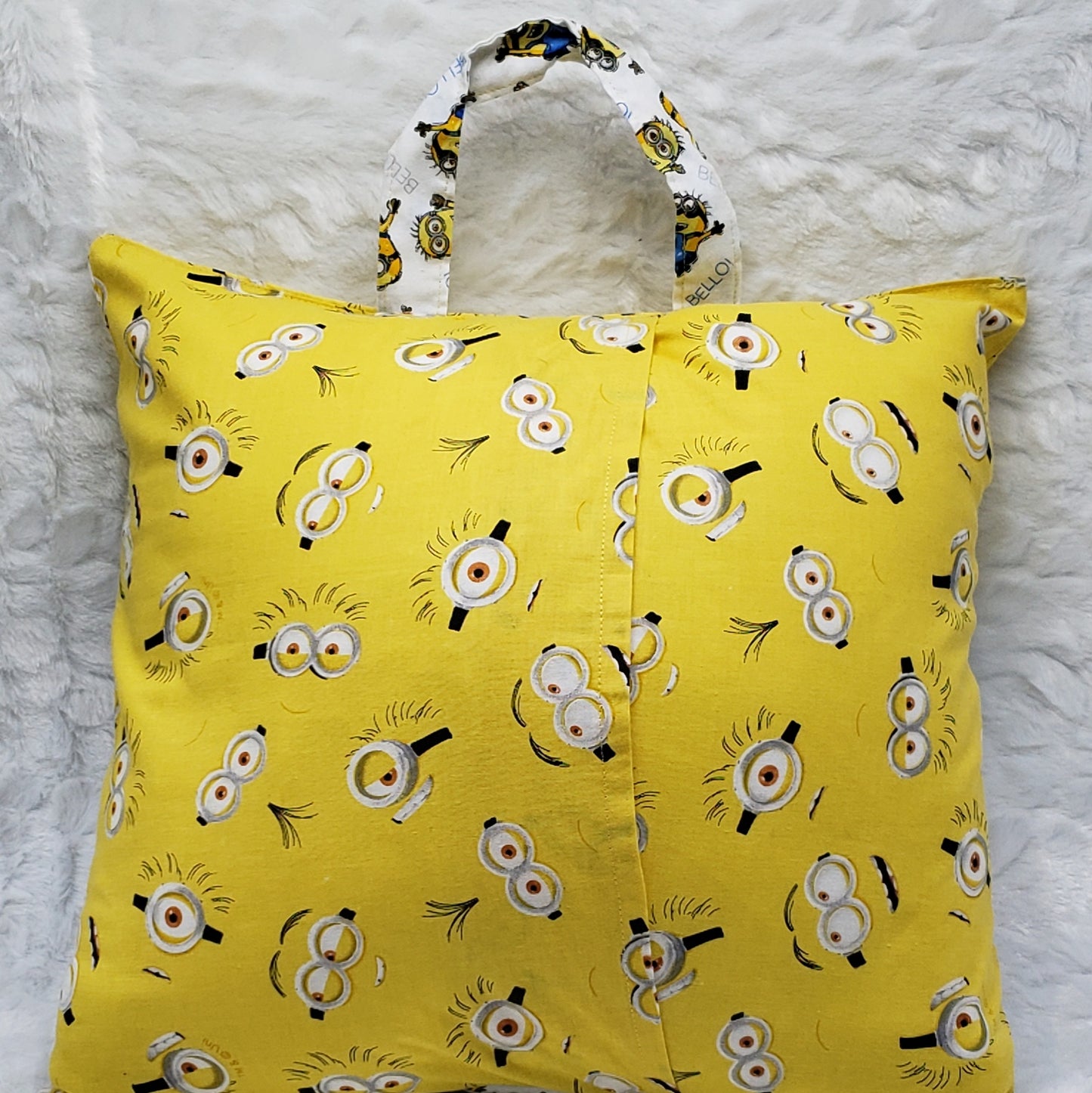 Minions Reading Pillow Cover