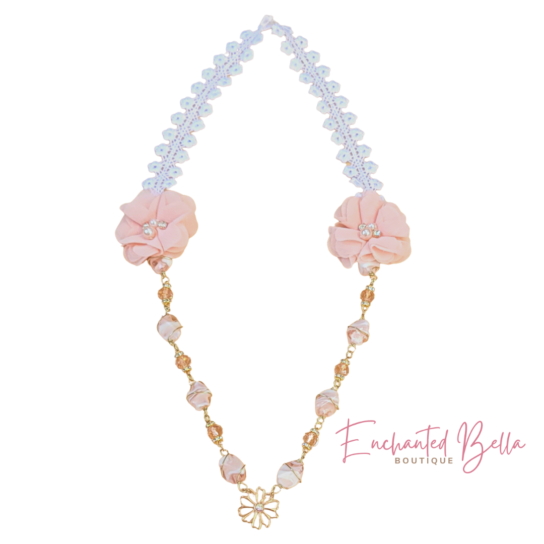 Peach Stone and Lace Beaded Necklace With Gold Pendent
